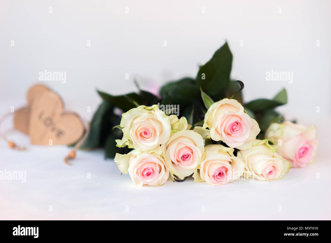 Luxus Rosen-Seifen Set (3er Pack) – Duftende Blumen Für Bad, Valentinstag & Romantische Geschenke