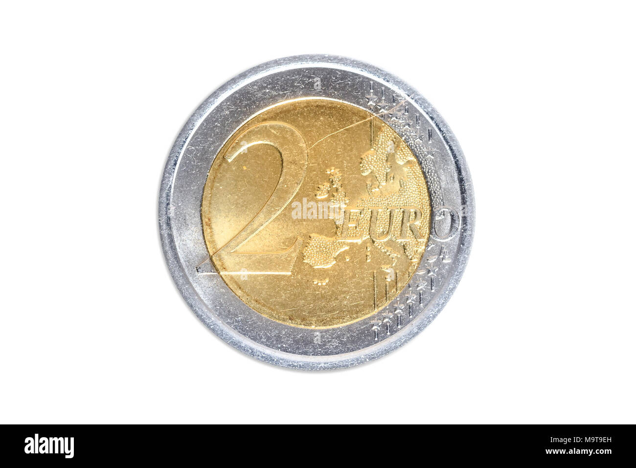 Münze von zwei Euro closeup mit Europäischen Karte Symbol des vereinten Europas. Auf weissem studio Hintergrund isoliert. Schwanz Seite. Stockfoto