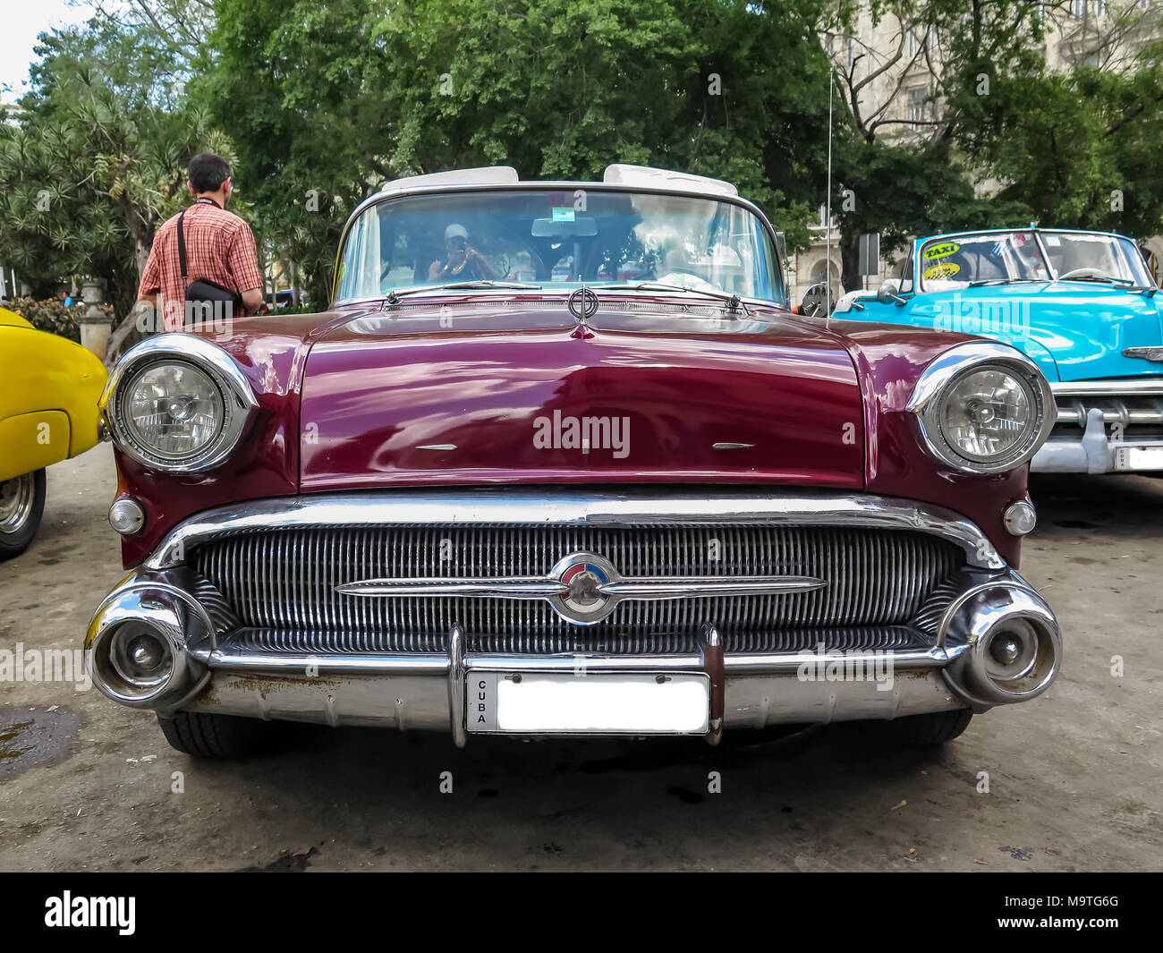 Classic 1950er Jahre amerikanische Wagen in den Straßen von Havanna in Kuba Stockfoto
