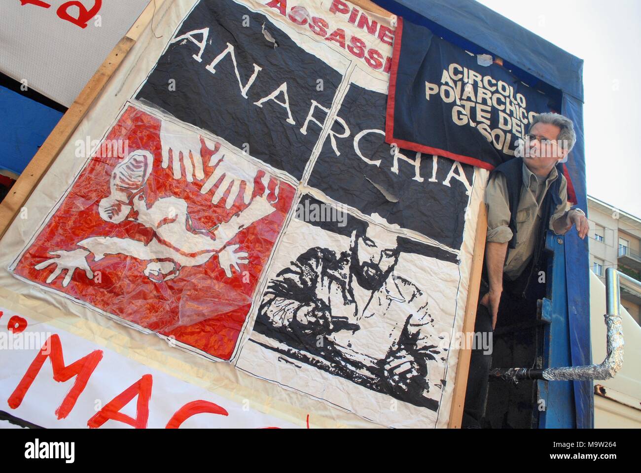 Mailand (Italien), MayDay Parade Demonstration, von Cobas Gewerkschaft und soziale Zentren für den Schutz der Leiharbeitnehmer und der Zugriff auf die Arbeit der Jugendlichen organisiert Stockfoto