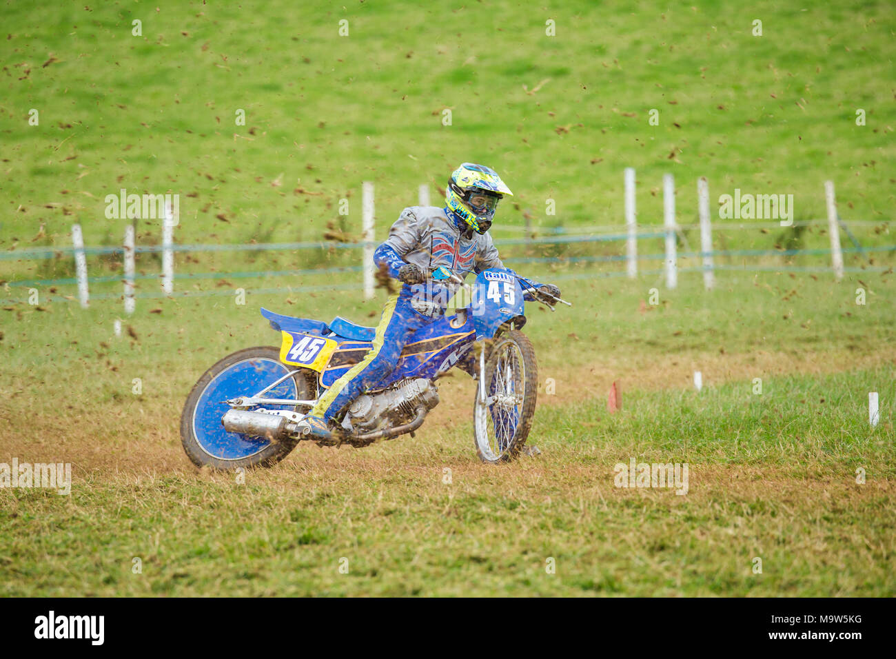 Motorrad Gras track racing action Stockfoto