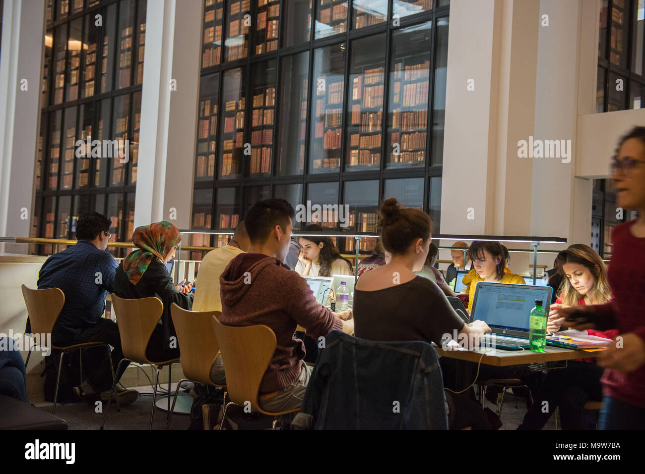 London. Die British Library. Vereinigtes Königreich. Stockfoto