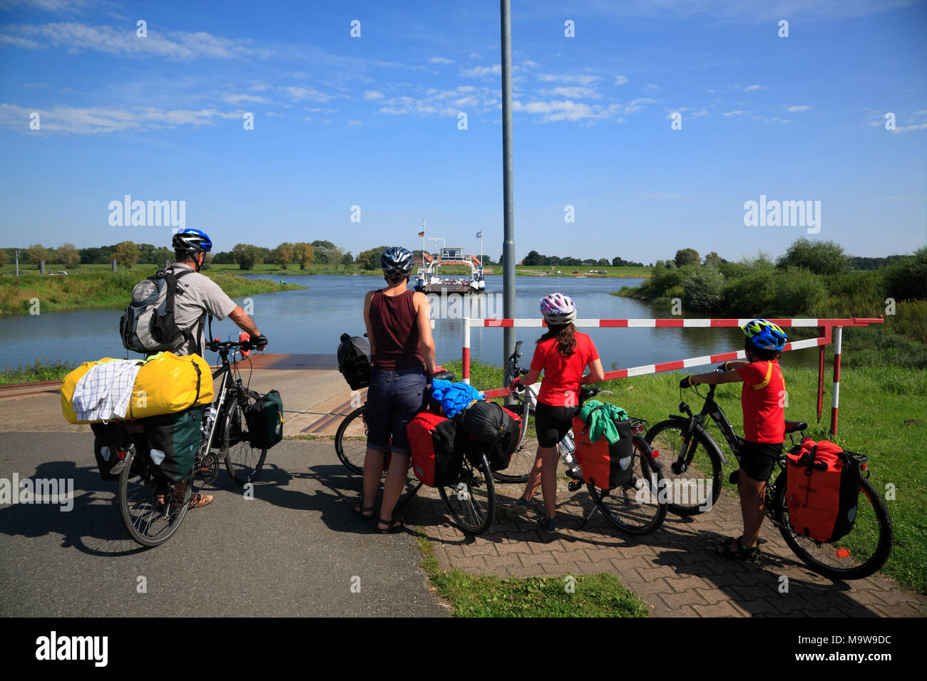 elbe mit dem fahrrad überqueren niedersachsen