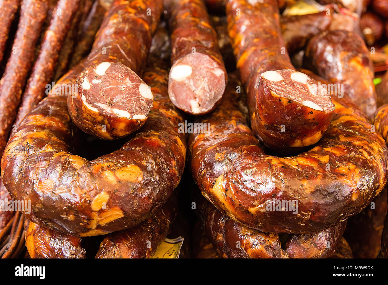 Traditionelle polnische geräucherte Wurst Stockfoto