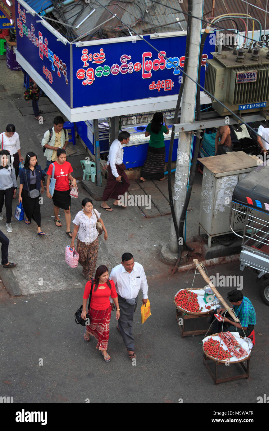 Myanmar, Yangon, street scene, Geschäft, Leute, Stockfoto