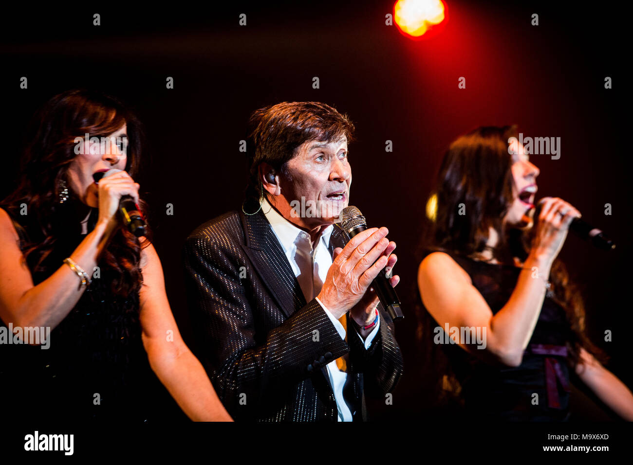 Mailand, Italien. 28. März 2018 Gianni Morandi live auf der Mediolanum Forum Assago Credit: Roberto Finizio / alamy Leben Nachrichten Stockfoto