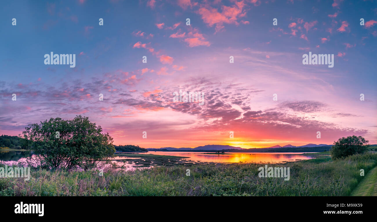Sonnenuntergang am Loch Creran, Barcaldine, Argyll, Schottland - Großbritannien Stockfoto