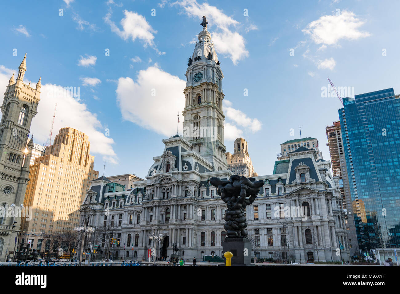 PHILADELPHIA, PA - 10. MÄRZ 2018: Historisches Rathaus Gebäude in der Innenstadt von Philadelphia, Pennsylvania Stockfoto