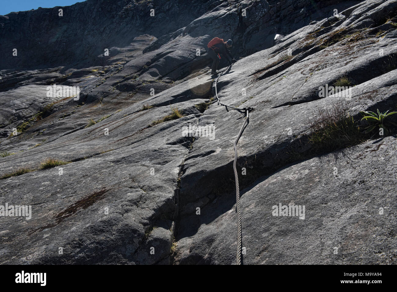 Absteigend der Gertrude Sattel route, Fjordland, Neuseeland Stockfoto