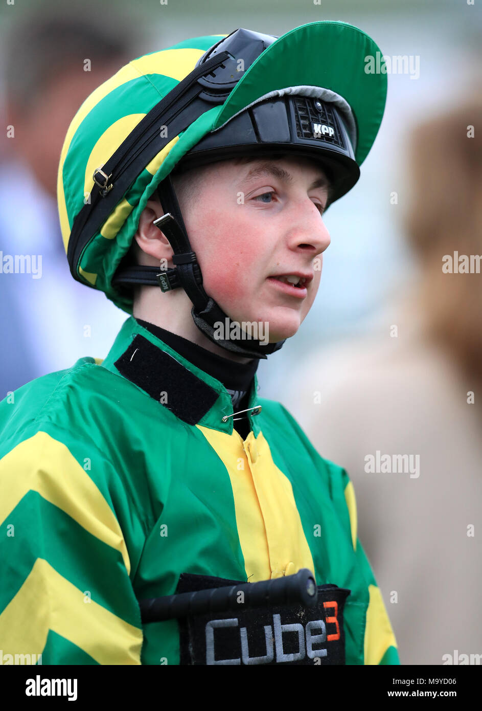 Jockey Andrew Breslin vor 32Red.com Lehrling Behinderung bei 32 Rot Lincoln Tag in Doncaster Racecourse Stockfoto