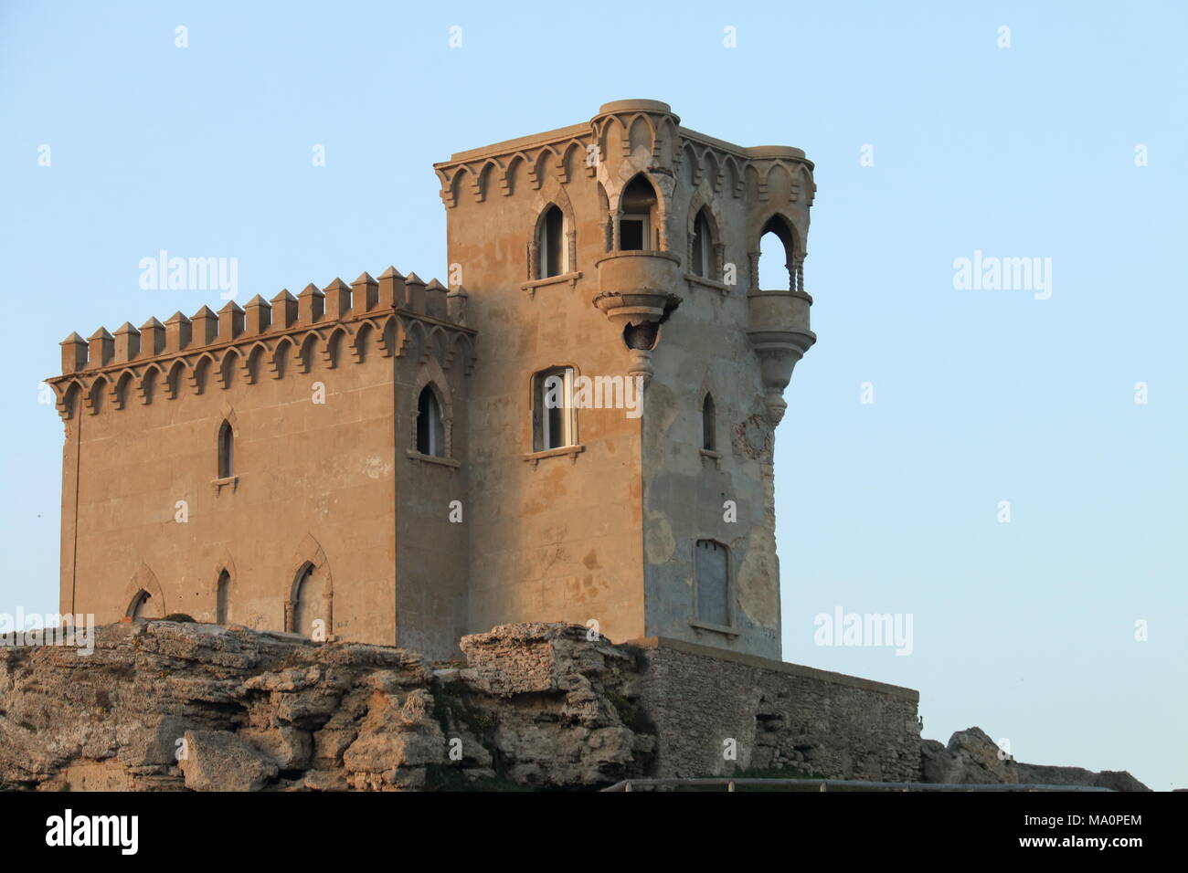 Das Schloss von Santa Catalina ist in der Stadt Tarifa, in der Provinz Cadiz, an den Küsten des südlichen Spanien Stockfoto