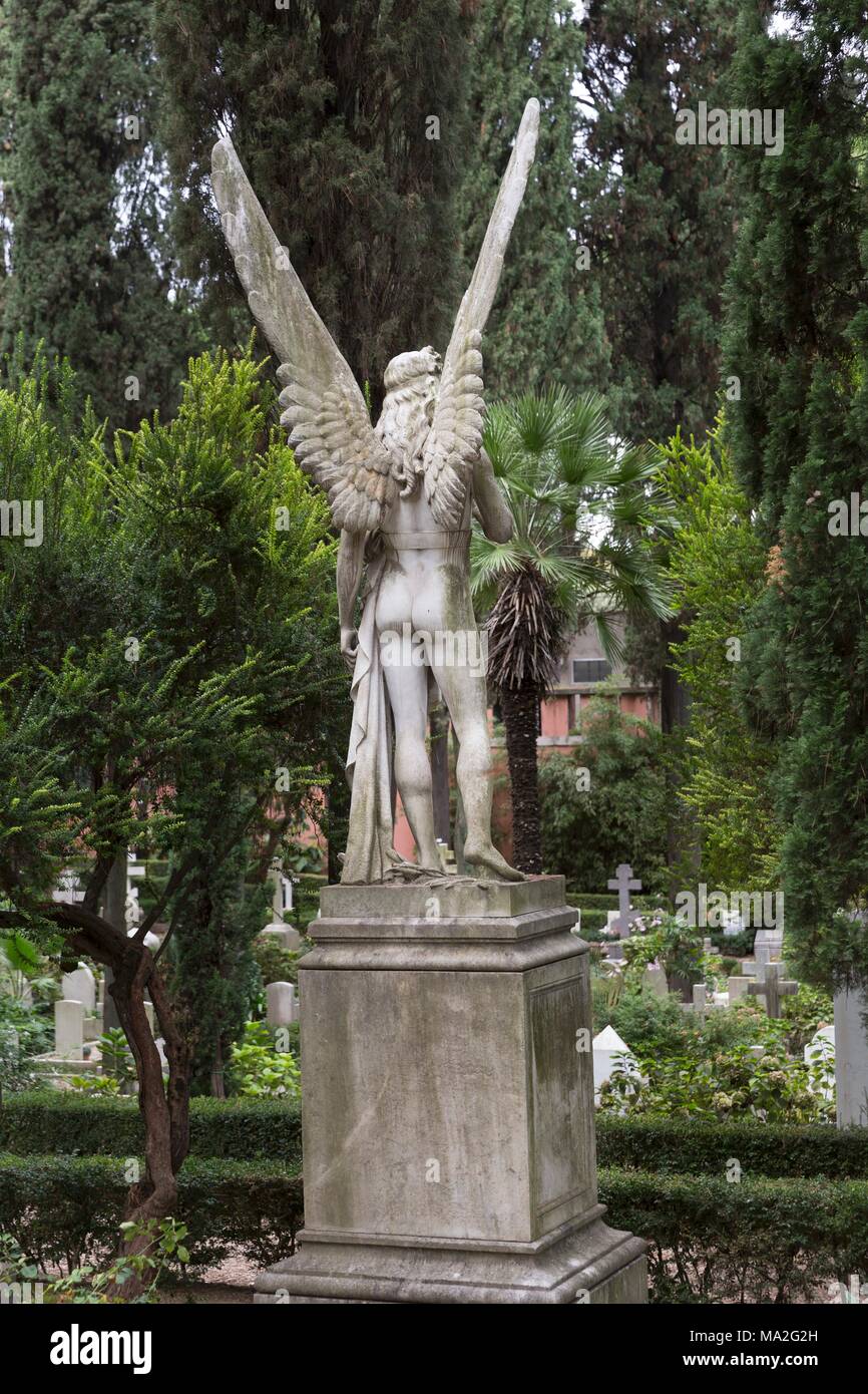 Nicht-alkoholiker Rest auf dem Friedhof im Künstlerviertel von Testaccio, Rom Stockfoto