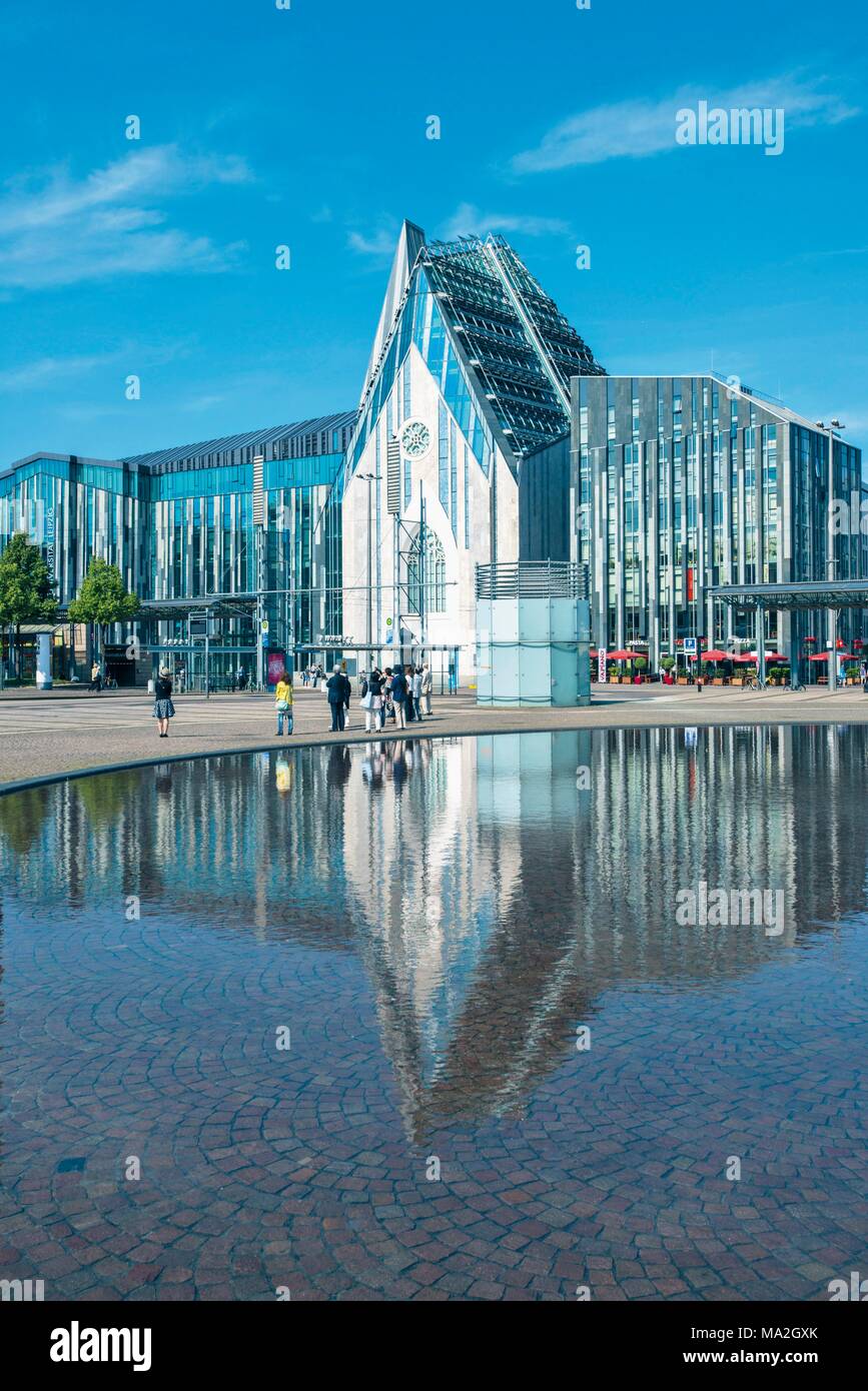 Der Augustusplatz Leipzig: paulinum der Universität Leipzig Stockfoto