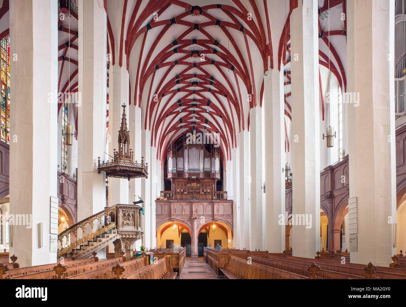 Das Kirchenschiff von St. Thomas Kirche, Leipzig, Deutschland Stockfoto