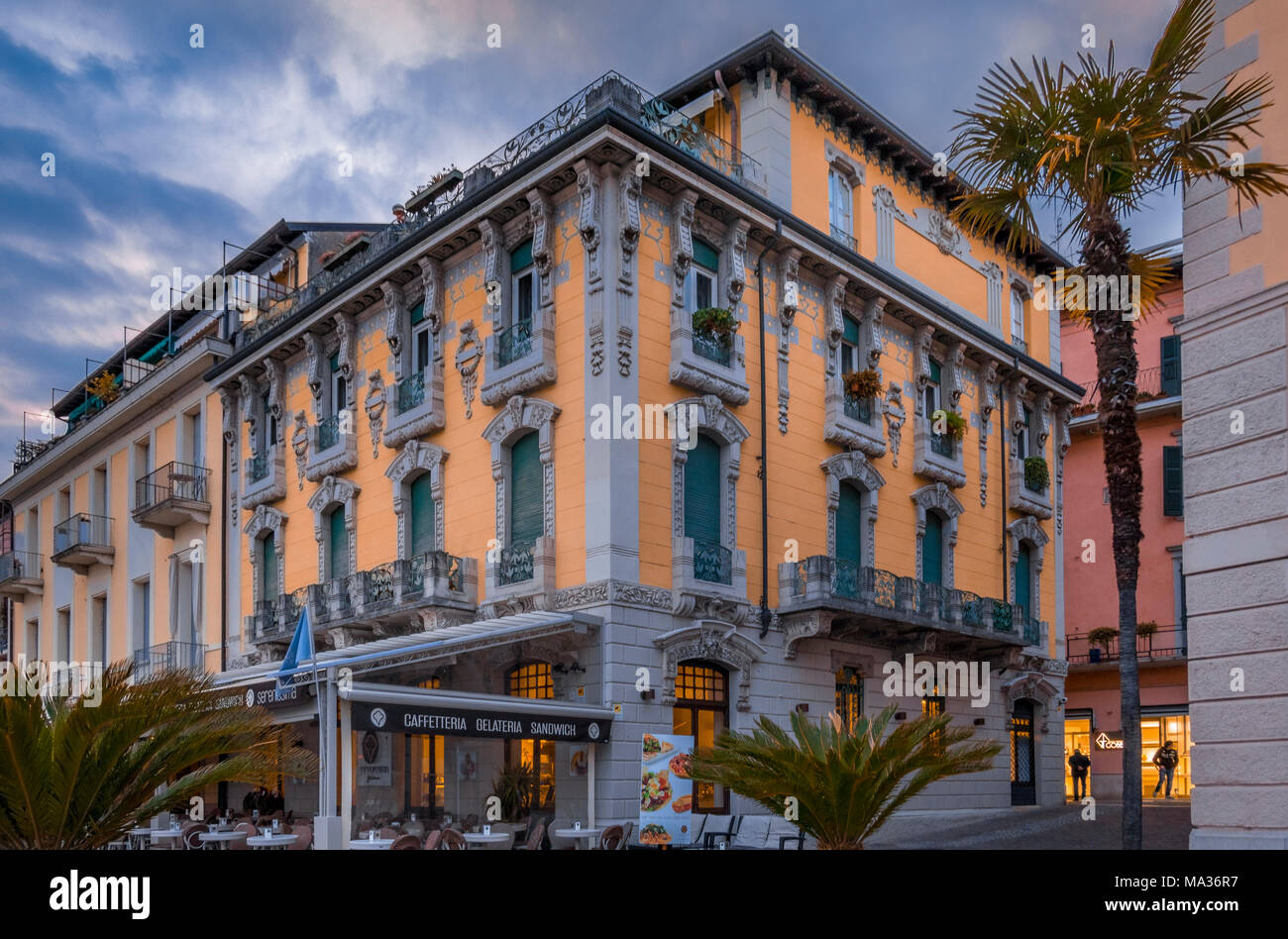 Altstadt in Salo am Gardasee, Gardasee, Lombardei, Italien, Europa Stockfoto