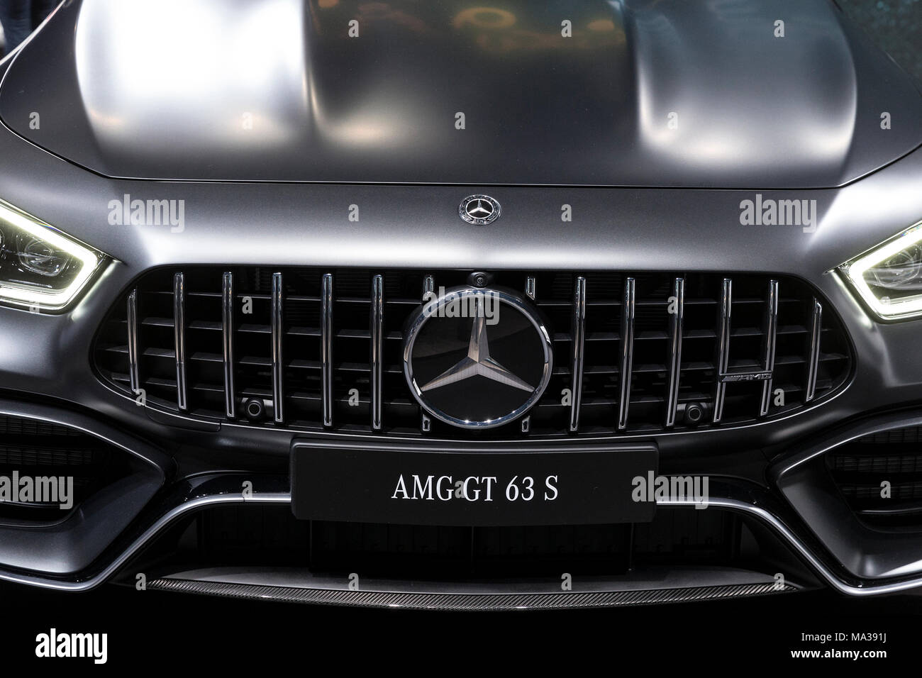 Mercedes AMG GT 63 S Limousine auf Anzeige an 2018 New York International Auto Show" im Jacob Javits Center (Foto von Lev Radin/Pacific Press) Stockfoto