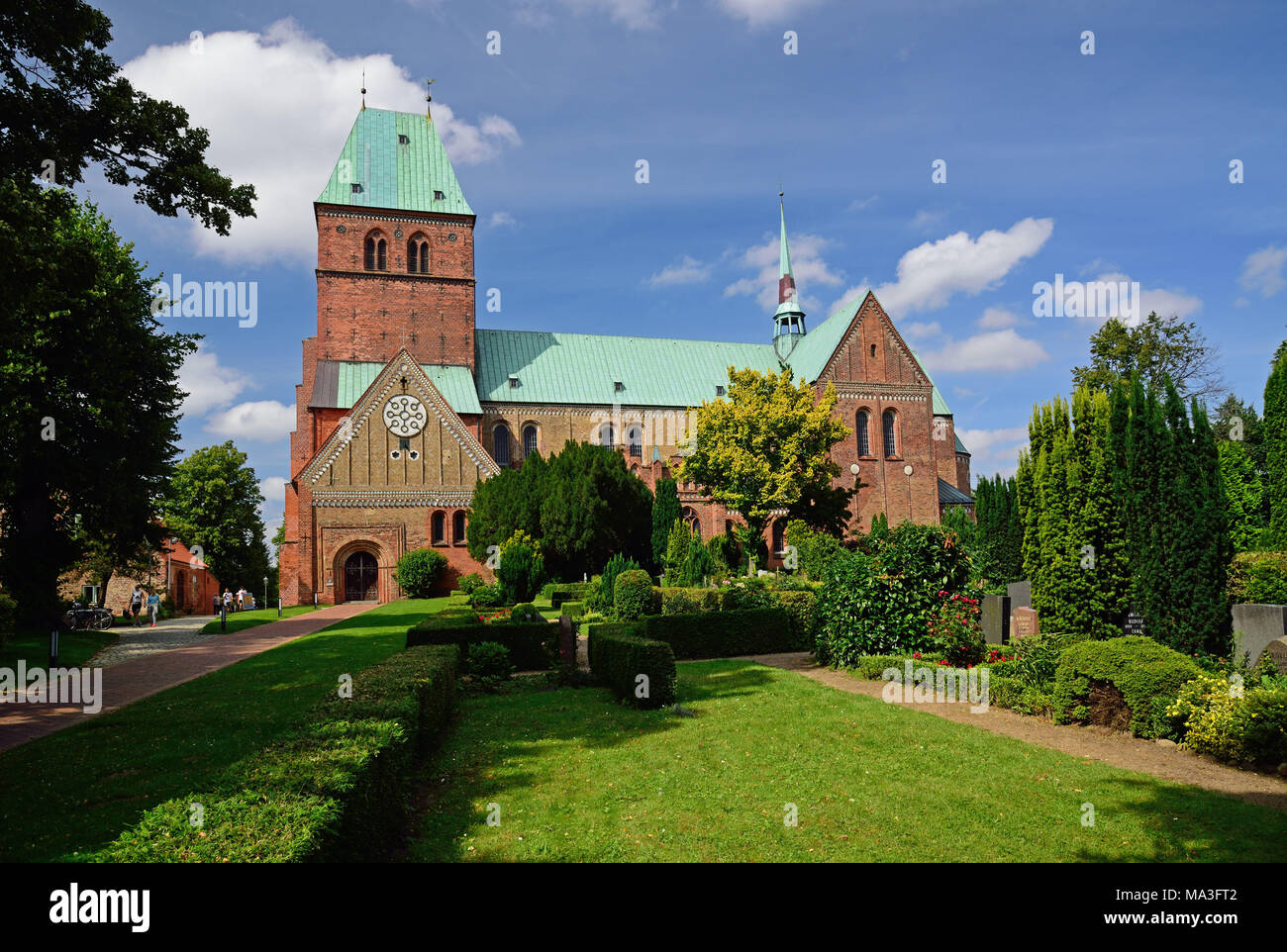 Europa, Deutschland, Schleswig-Holstein, Ratzeburg, Dom, 12./13. Jahrhundert romanischen Backsteinbau, von Heinrich dem Löwen gespendet. Stockfoto