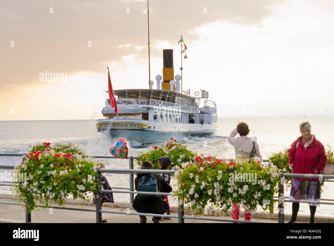 Die La Suisse von Lutry, Genfer See, Schweiz Stockfoto