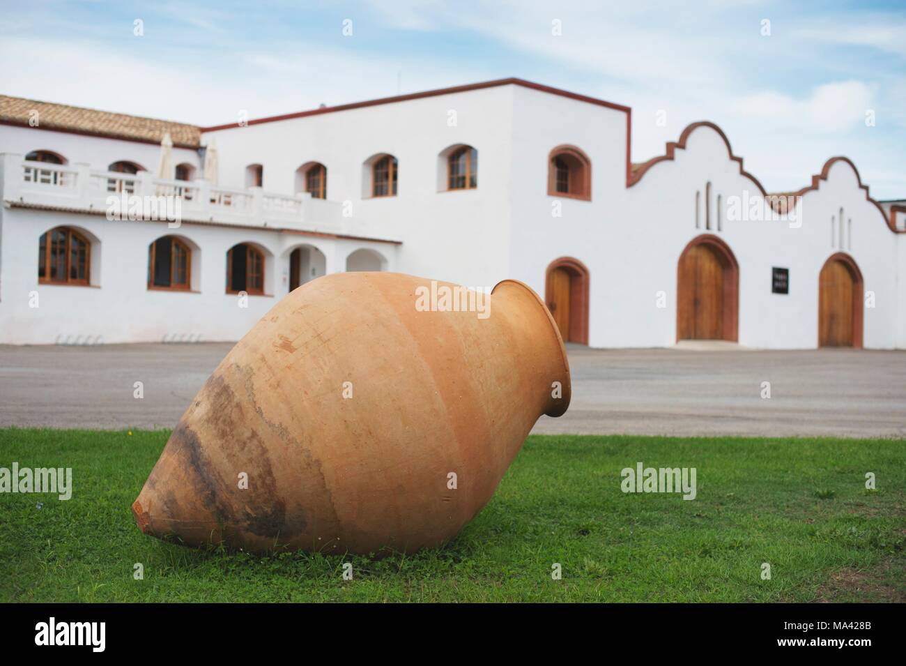 Die Pares Balta Weinkellerei (in El Penedes, Spanien) Stockfoto