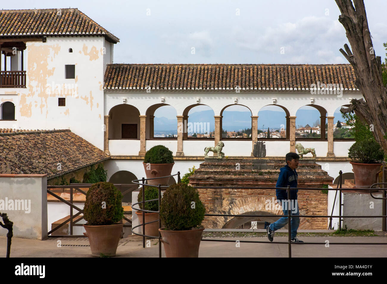 Die pabellón Norte (Norden Pavillon), Palacio del Generalife, von oberhalb der Patio de Los Cipreses, Alhambra, Granada Stockfoto