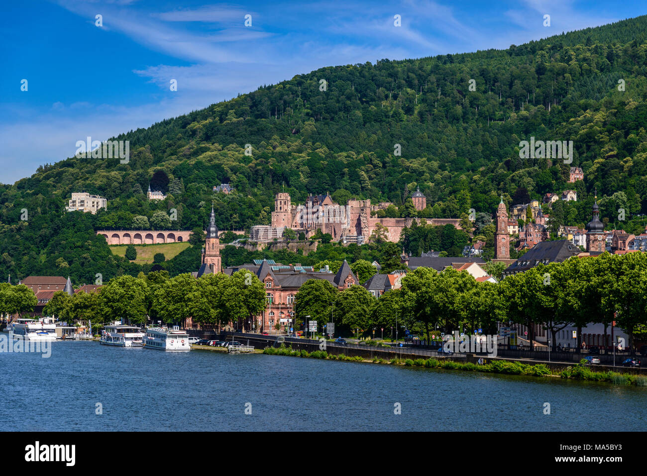 Deutschland, Baden-Württemberg, Odenwald, Heidelberg, Altstadt mit Schloss, Blick von der Theodor-Heuss-Brücke Stockfoto