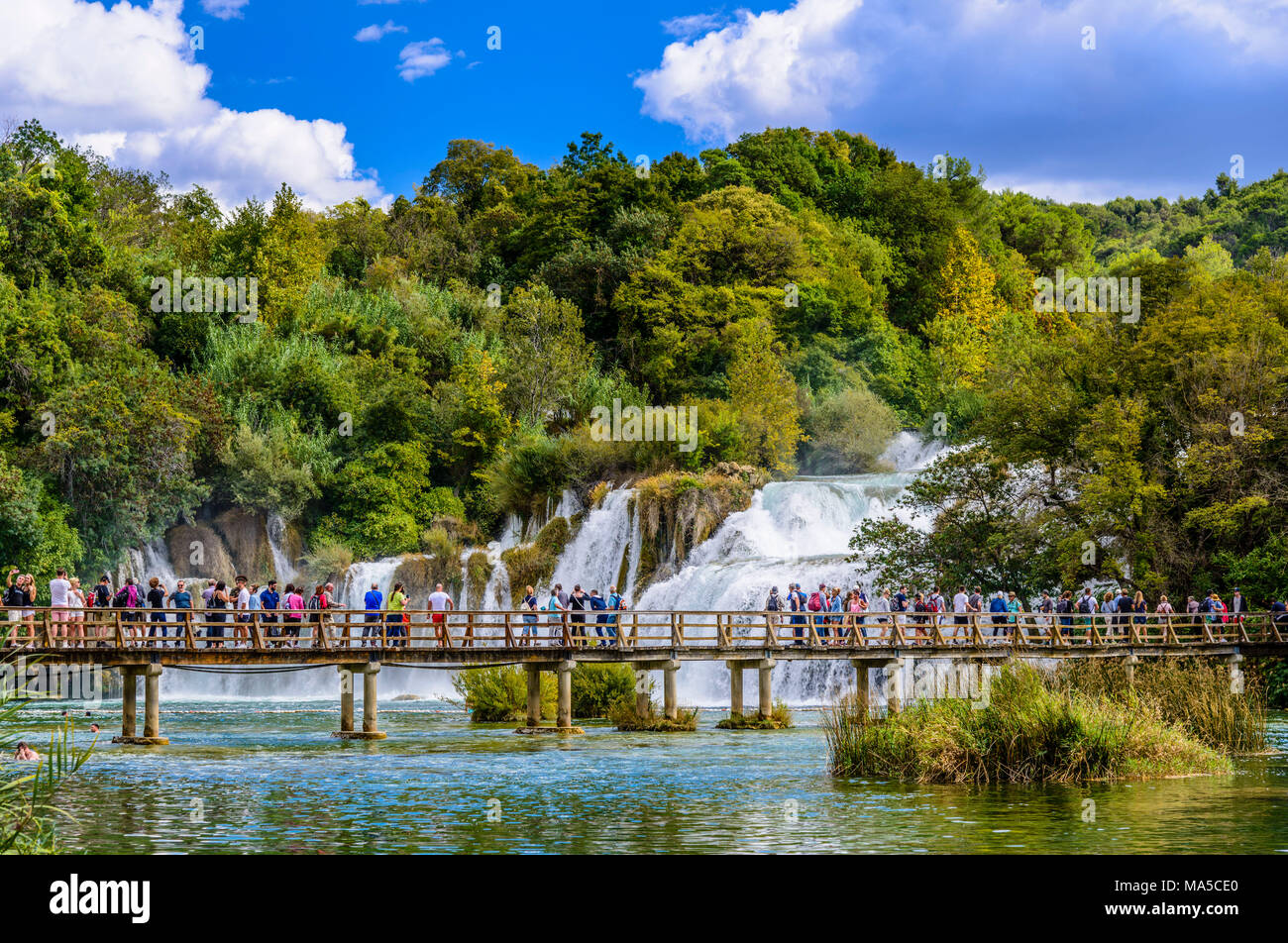 Kroatien, Dalmatien, Region von Sibenik, Krka Nationalpark, Lozovac, Skradinski buk, Wasserfall Stockfoto