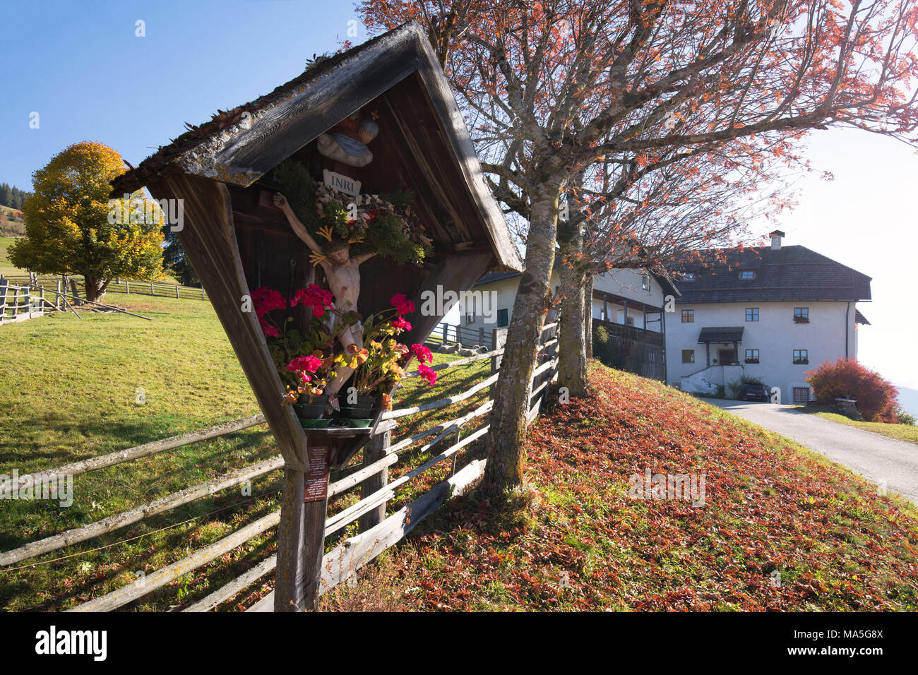 Traditionelle Bauernhof von Südtirol, Enneberg / Enneberg, Bolzano, Alto Adige, Südtirol, Italien Stockfoto