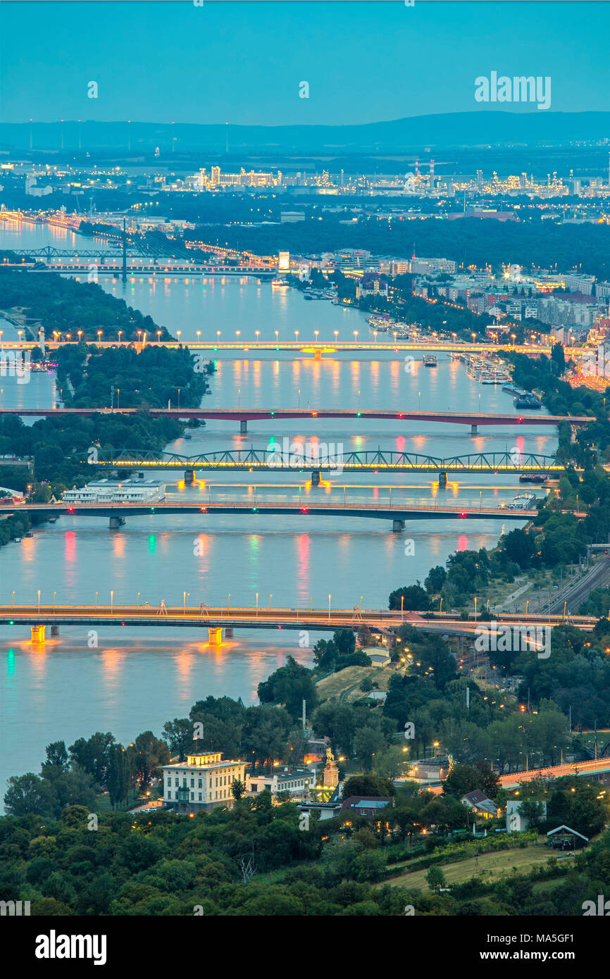 Wien, Österreich, Europa. Blick auf Wien vom Leopoldsberg Stockfoto