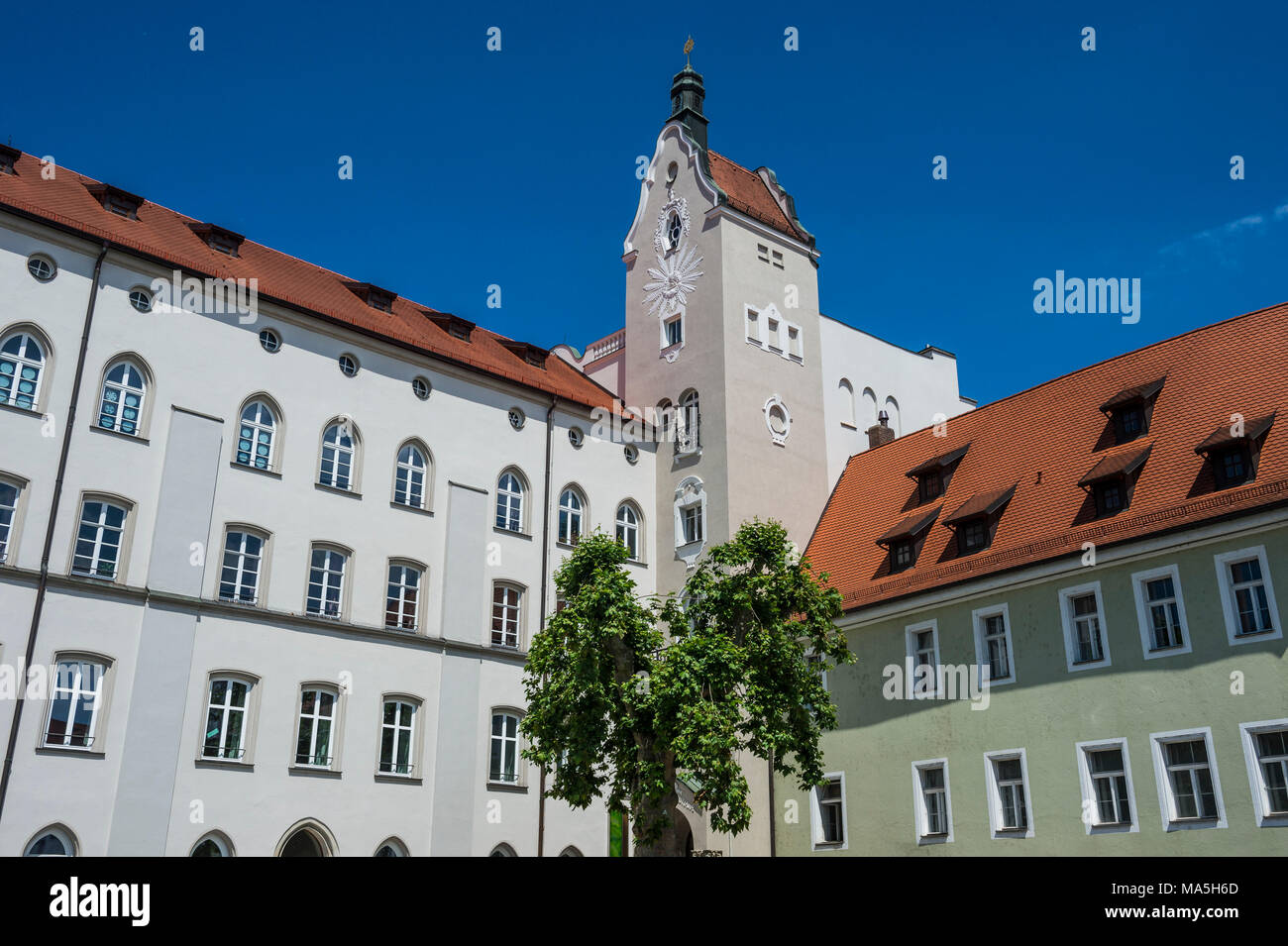 Mittelalterlichen Patrizierhäusern und Türmen an den UNESCO-Welterbe Blick, Regensburg, Bayern, Deutschland Stockfoto