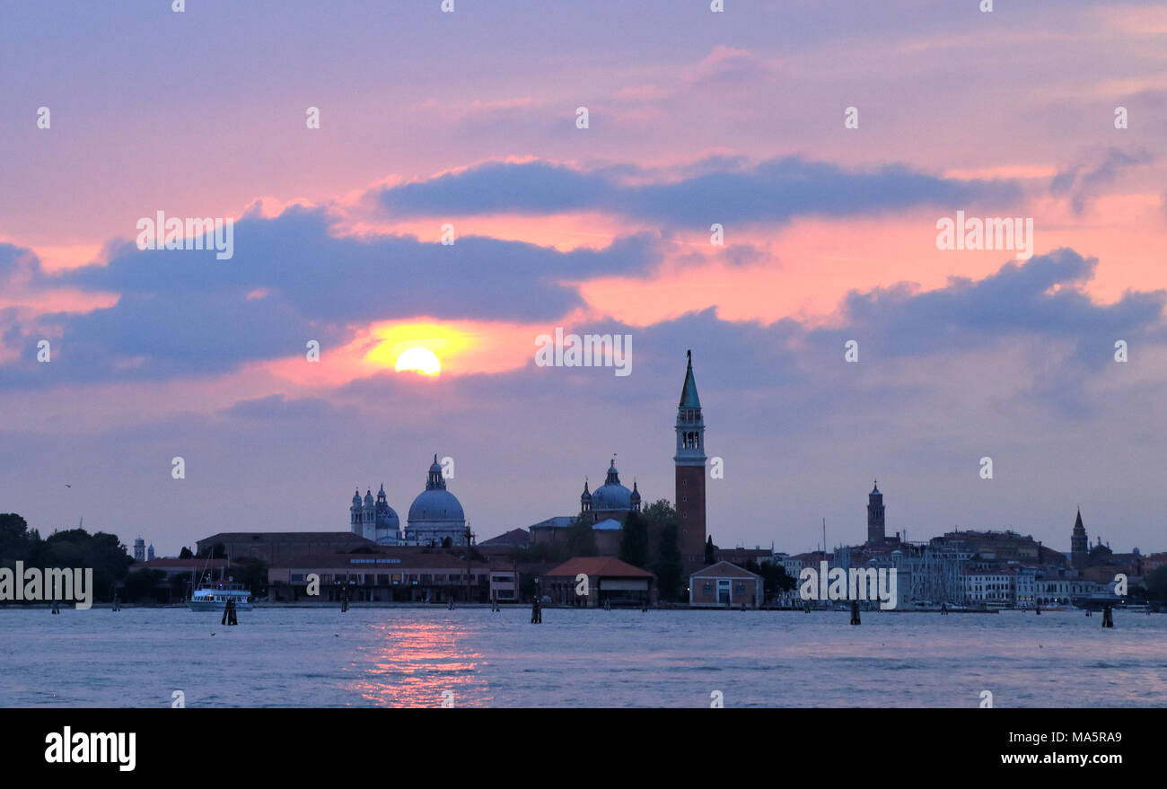 Sonnenuntergang Skyline von Venedig Stockfoto