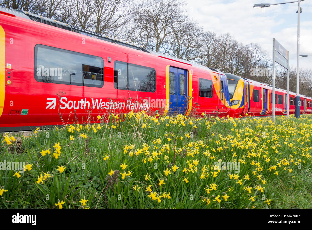 South Western Railway carriage bei Barnes Station, London, UK Stockfoto
