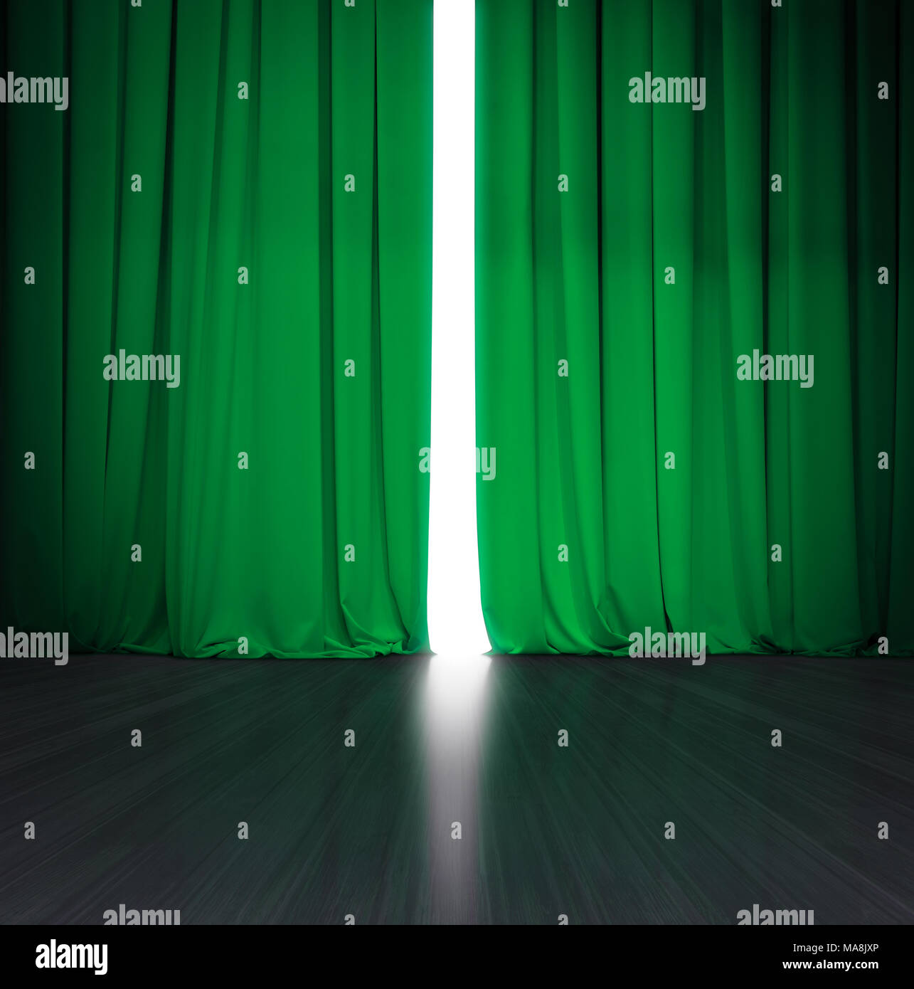 Theater grüne Vorhang leicht öffnen mit hellem Licht hinter Holz Bühne und oder Szene Stockfoto