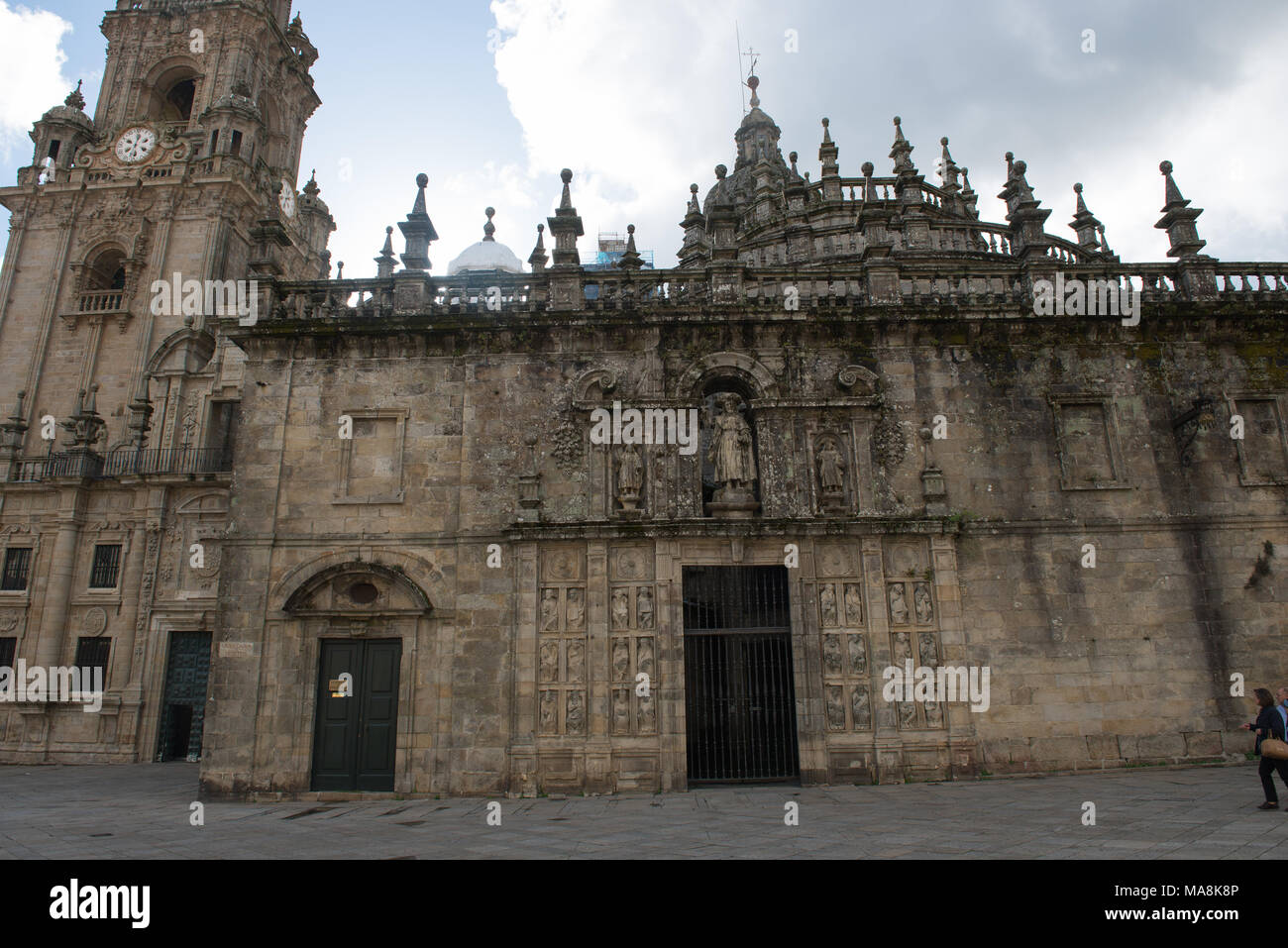 Die Kathedrale von Santiago de Compostela ab da praza Quintana gesehen Stockfoto