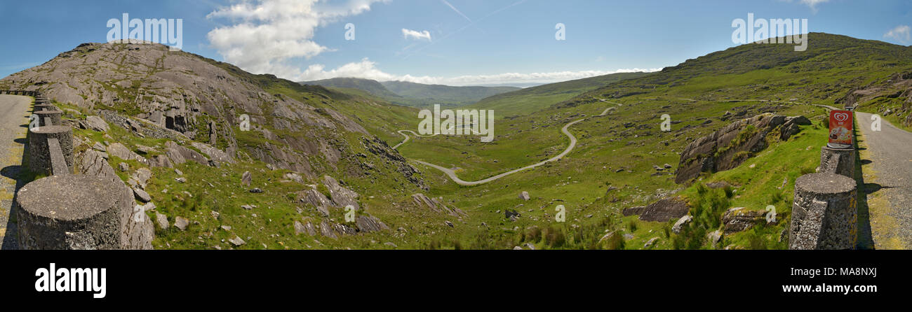 Tim Healy Pass breites Panorama auf der Halbinsel Beara, West Cork, Irland Stockfoto