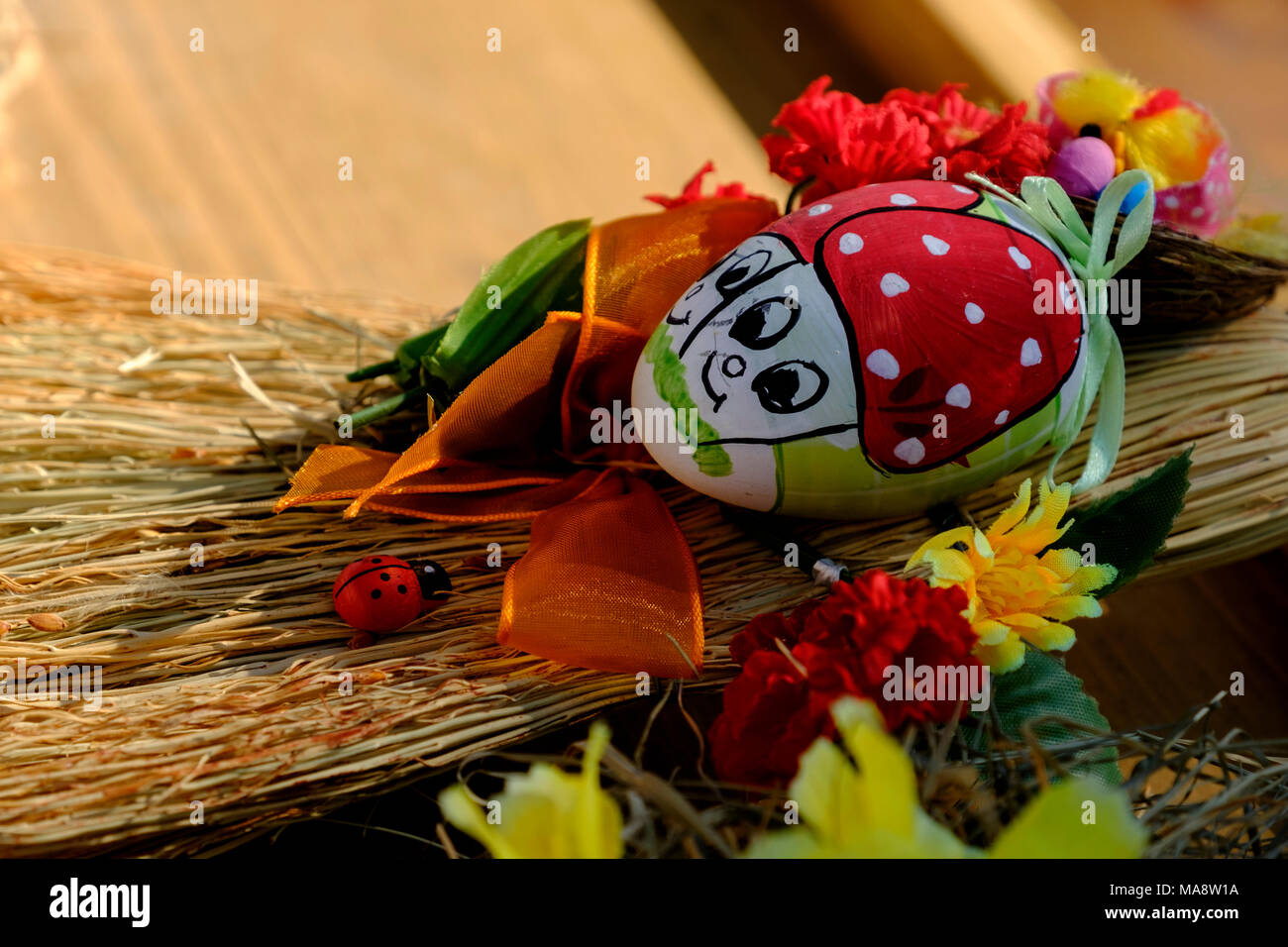 Dekorative Ostereier. Handgemachte Kunstwerke Stockfoto