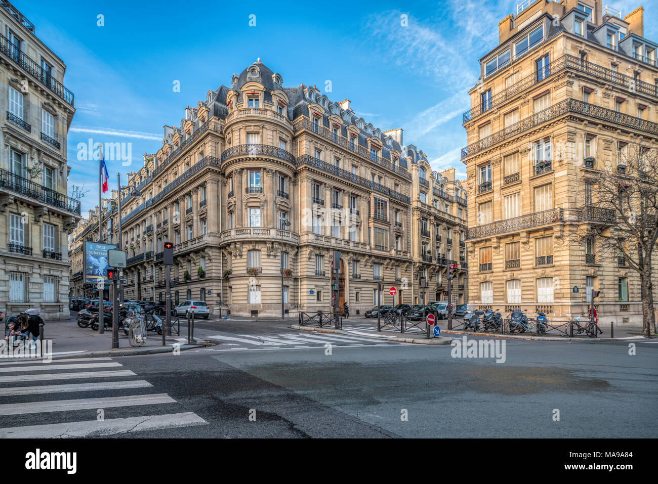 Ecke von Lübeck und Magdebourg Straßen, 8 District (Champs-Elysées), Paris, Frankreich Stockfoto