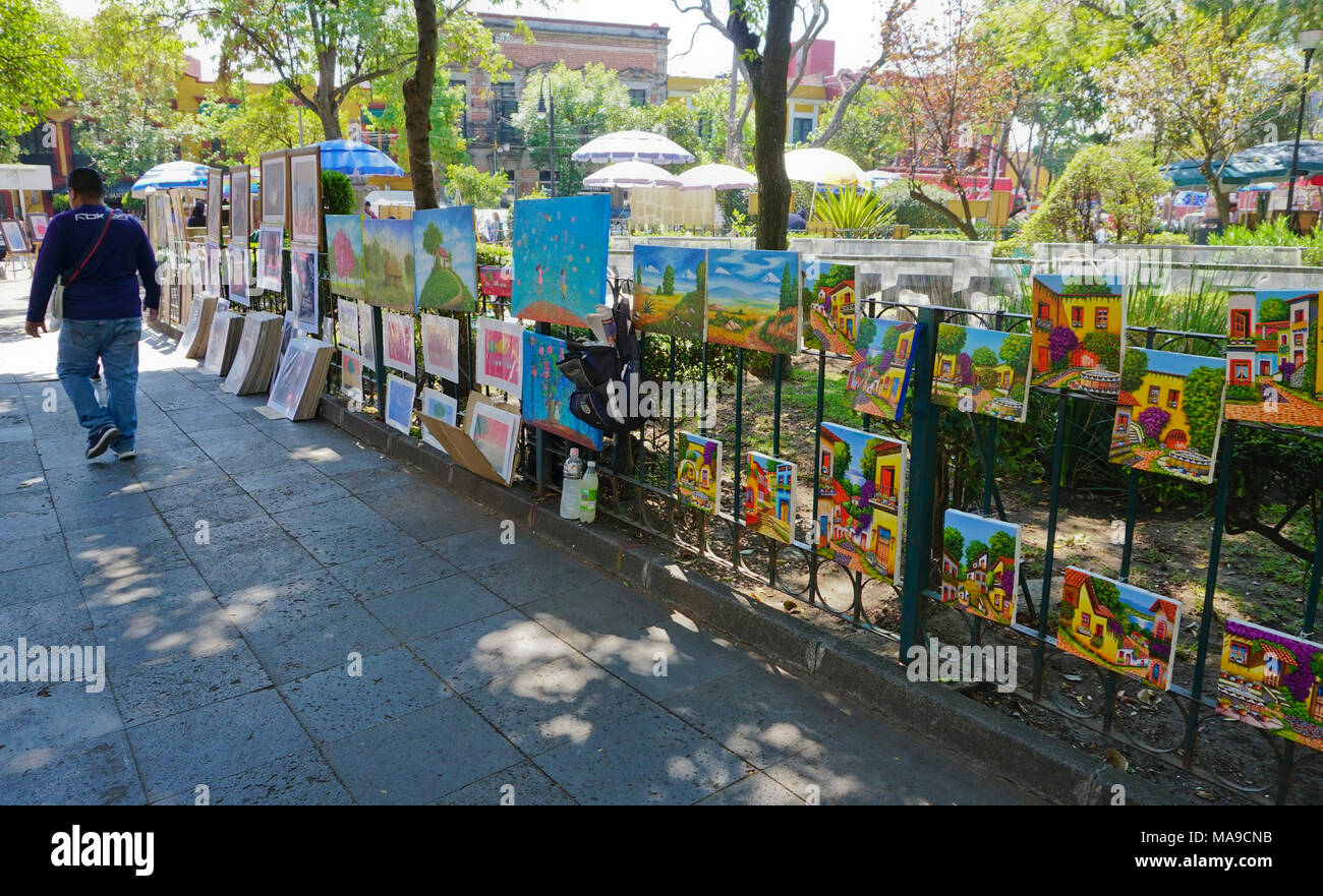 Kunst verkauft in der Plaza San Jacinto im San Angel Nachbarschaft von Mexiko-Stadt, Mexiko Stockfoto