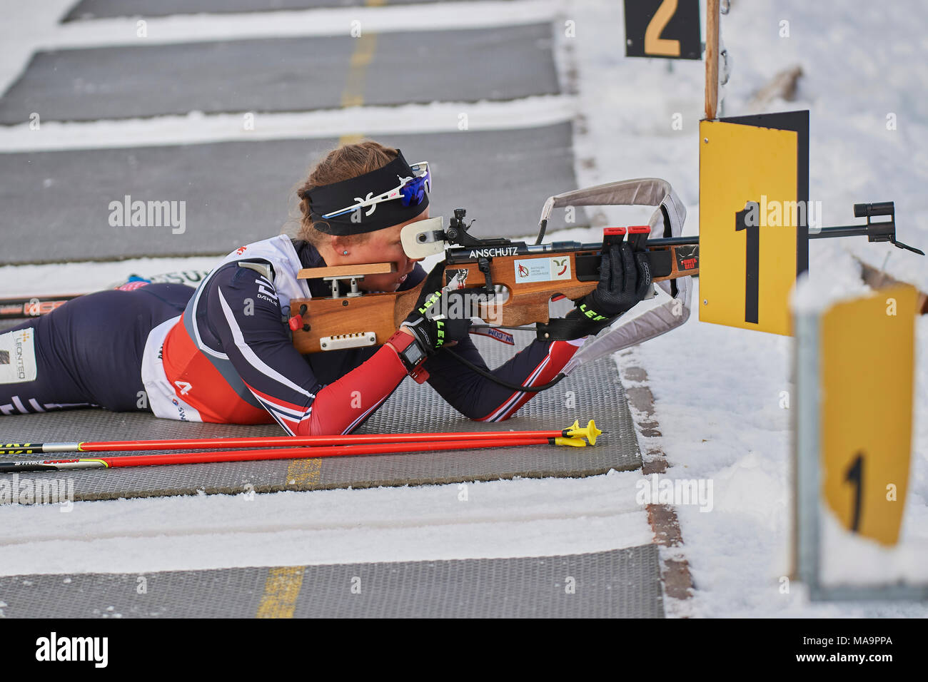 Lenzerheide, Schweiz, 31. März 2018. Lea Meier beim Sprint der Frauen Konkurrenz an den Schweizer Meisterschaften Biathlon Stockfoto