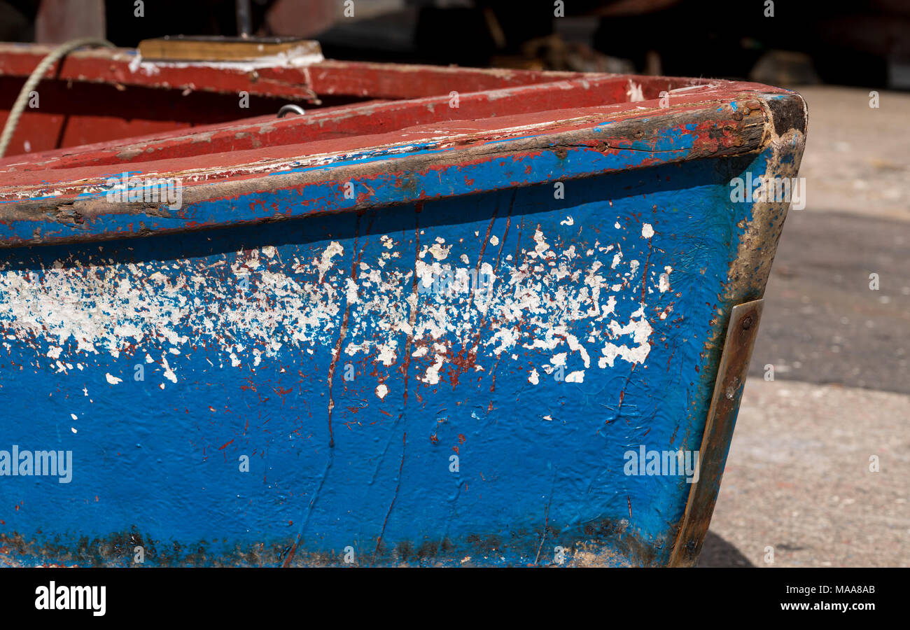 Blau lackiert Boot in Camara de Lobos, Madiera Stockfoto