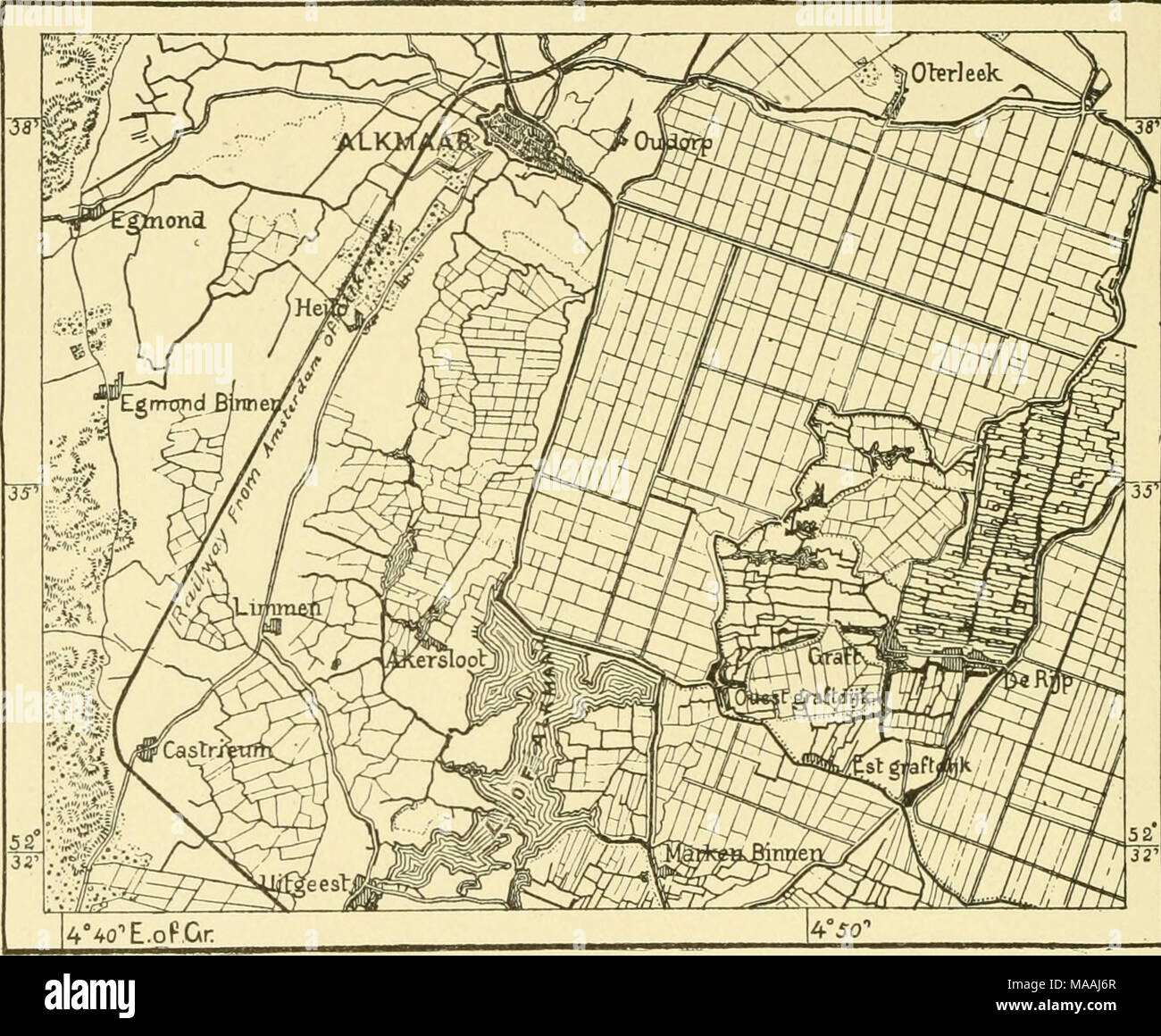 . Die Erde und ihre Bewohner. . 2 Meilen Holland, und führt auf eine wichtige Handel mit Käse und Tabak. In Bergen, einem Dorf im Nordwesten, die Franzosen, 1799, besiegte eine Englisch-russischen Armee. Den Helder (22,030 Einwohner), eine stark befestigte Stadt mit einem Hafen der Zuflucht und Naval Arsenal, befindet sich auf der Spitze der Halbinsel, und seine Waffen der Passage des Hellsdeur, oder Hölle - Tor, das führt in der Zuider Zee Sweep. In der Nähe von es De Ruyter erreicht einen seiner großen Siege. Zu den Städten entlang dem westlichen Ufer des Zuider Zee Es ist nicht von Bedeutung. Medemhlik Stockfoto