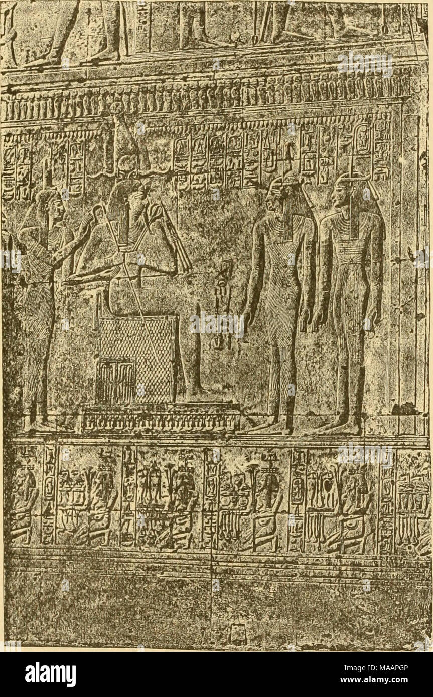 . Die Erde und ihre Bewohner. . Heiligen Grab zu Jerusalem. Aber die Lachgas Sands des Bezirkes haben eine große Anzahl von Gräbern hier durch ägyptische Anhänger besorgt von der Seite Ihrer nationalen Gottheit zu Ruhe gebaut offenbart. Nach Maspero weit mehr als die Hälfte aller sepulchral Steine in der Europäischen Museen erhalten kommen von Abydos. Eine Gruppe von Gräbern groß genug davon ausgegangen, das Aussehen von einem vulkanischen Hügel bekannt ist durch den Namen von Kôm-es-Sultan, oder "King's Mount." Die Erkundungen hier ständig offenbaren Gräber von älteren und älteren Datums, je weiter der Stockfoto
