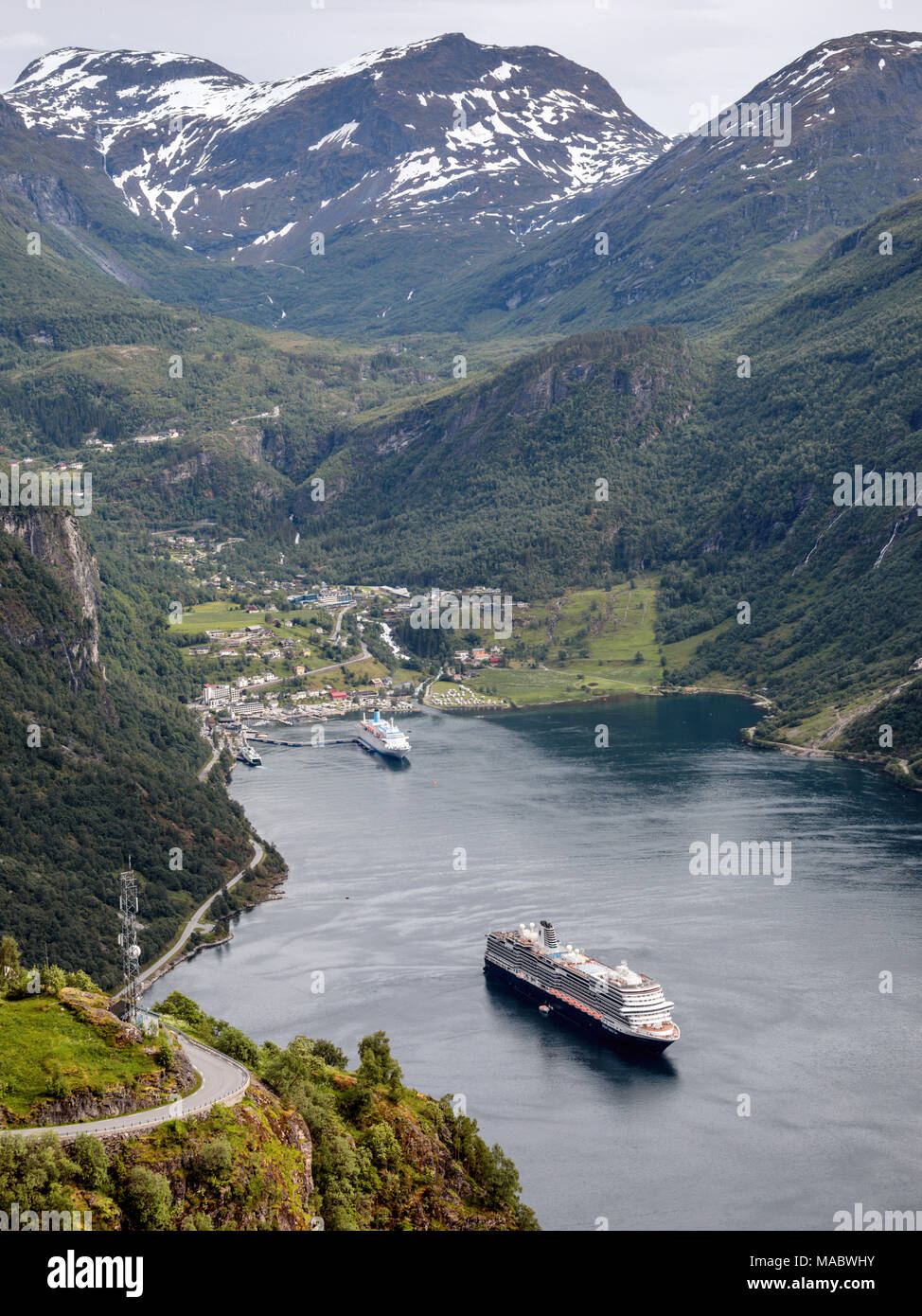 Der Geirangerfjord ist ein Fjord in der Region Sunnmøre Møre Og Romsdal Grafschaft, Norwegen. Stockfoto