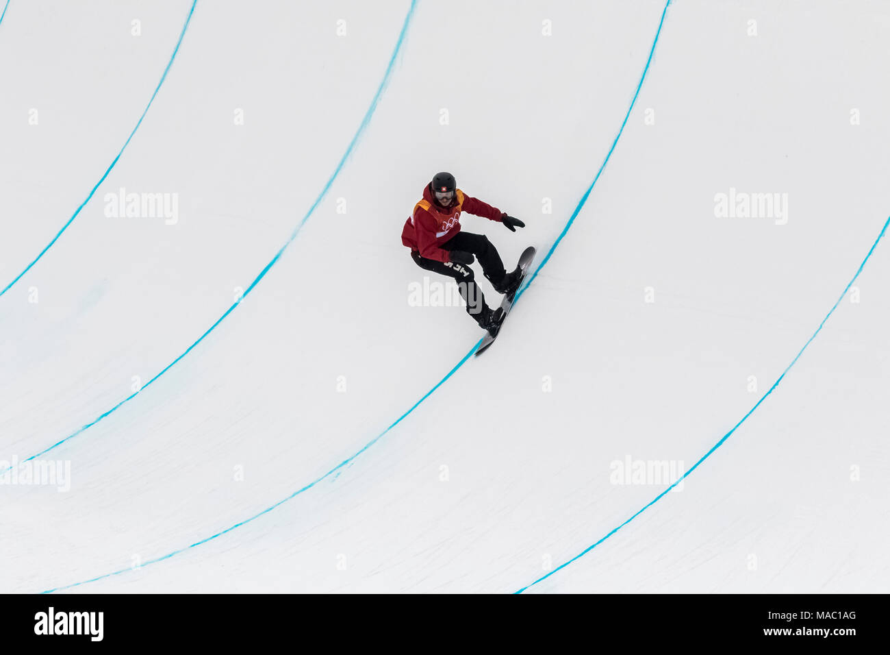 Patrick Burgener (SUI) konkurrieren in der Männer Snowboard Halfpipe Finale der Olympischen Winterspiele PyeongChang 2018 Stockfoto