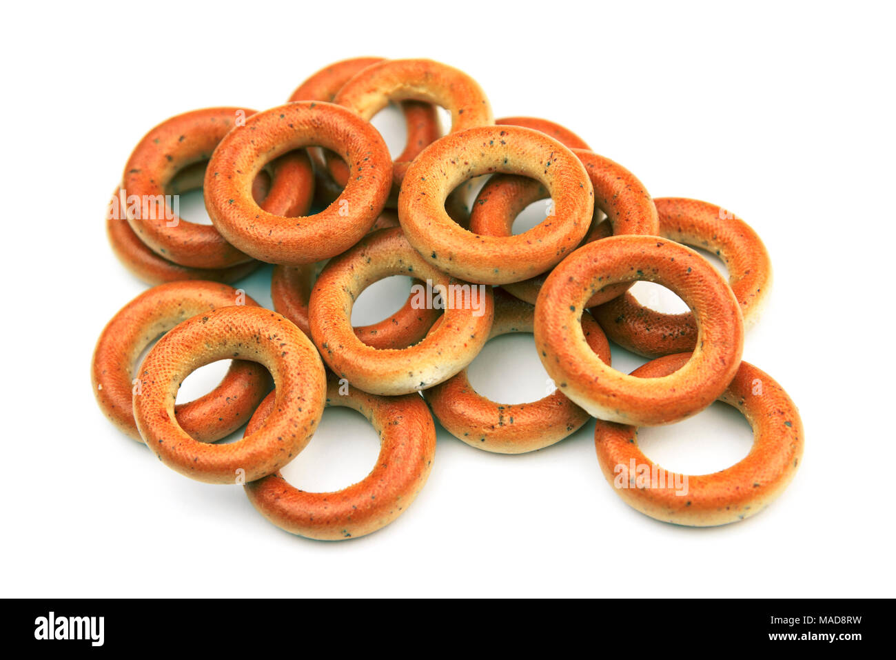 Frisch gebackene Bagels. Bagel Frühstück auf isolierten weißen Hintergrund. Diät Snack essen. Stockfoto