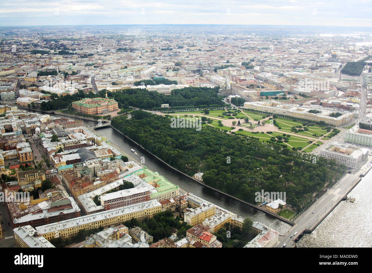 Aus der Vogelperspektive Die michailowski Schloss, der Garten und der Mars Quadrat in Sankt-Petersburg, Russland Stockfoto