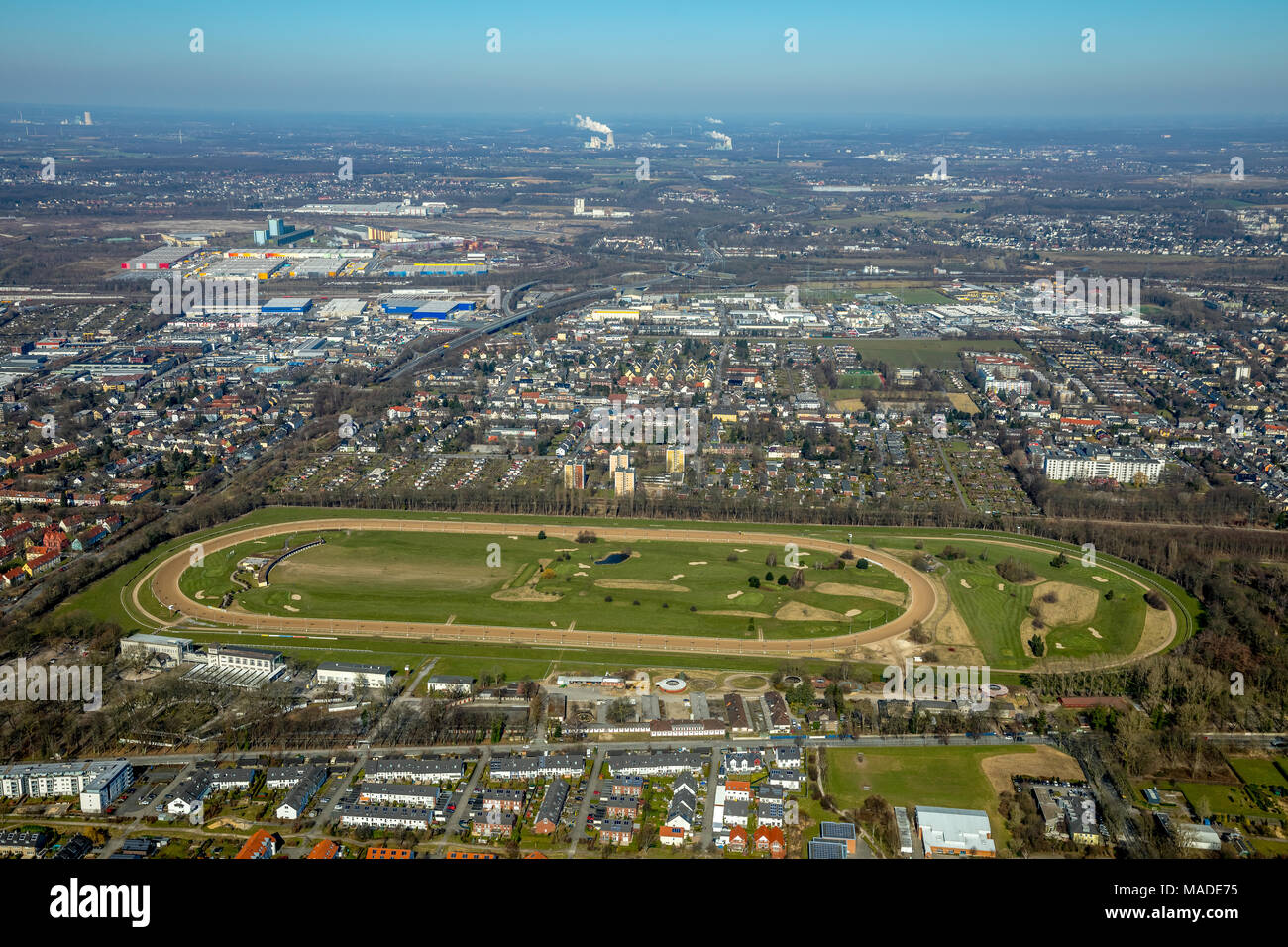 Golfplatz GolfRange Dortmund, Galopp Rennbahn Dortmund-Wambel in Dortmund in Nordrhein-Westfalen. Dortmund, Ruhrgebiet, Nordrhein-Westfalen, Deutschland, Dortmund, R Stockfoto