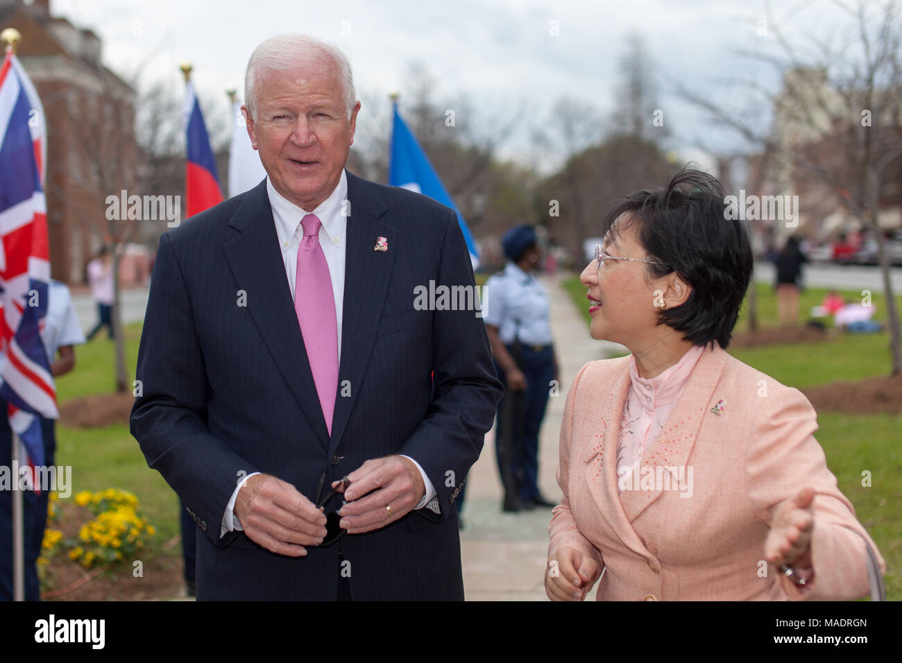 Saxby Chambliss in Macon Cherry Blossom Festival. Stockfoto