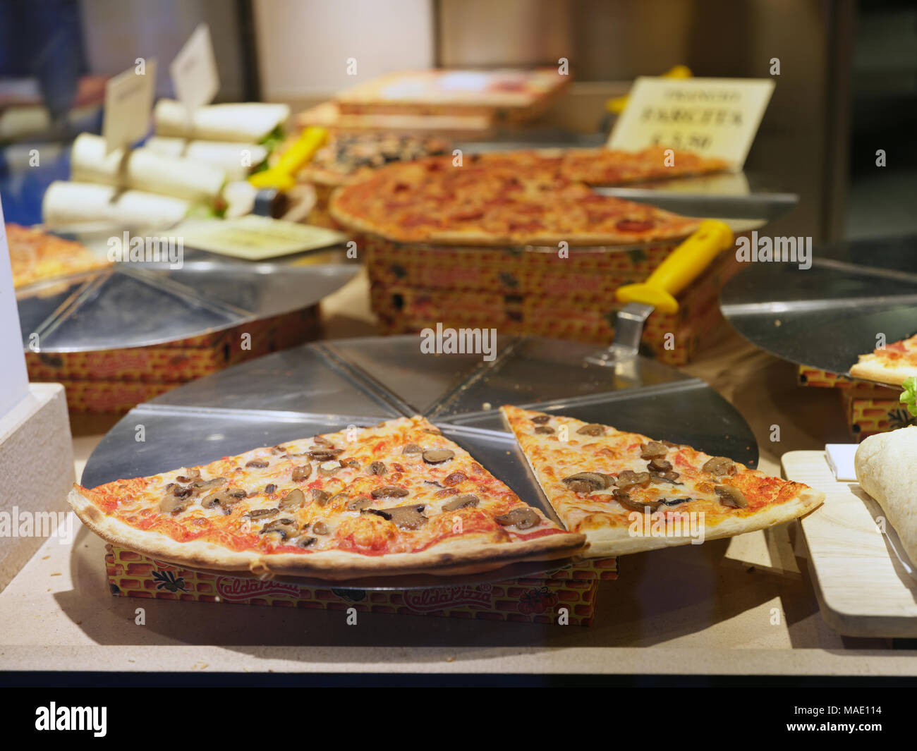 Historische pizza -Fotos und -Bildmaterial in hoher Auflösung – Alamy