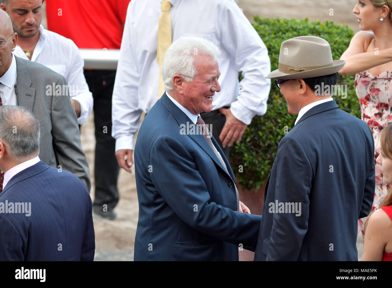 HALLANDALE, FL - 31. März: Akustische rannte in der Ausdehnung der Güteklasse 1 Florida Derby mit Jockey John velazquez zu gewinnen. Es ist der fünfte Florida Derby gewinnen für Trainer Todd Pletcher, die beide die Florida und Kentucky Derbys im vergangenen Jahr mit immer Träumen bei Gulfstream Park am 31. März 2018 in Hallandale, Florida Personen gewonnen: Frank Stronach Credit: Stürme Media Group/Alamy leben Nachrichten Stockfoto