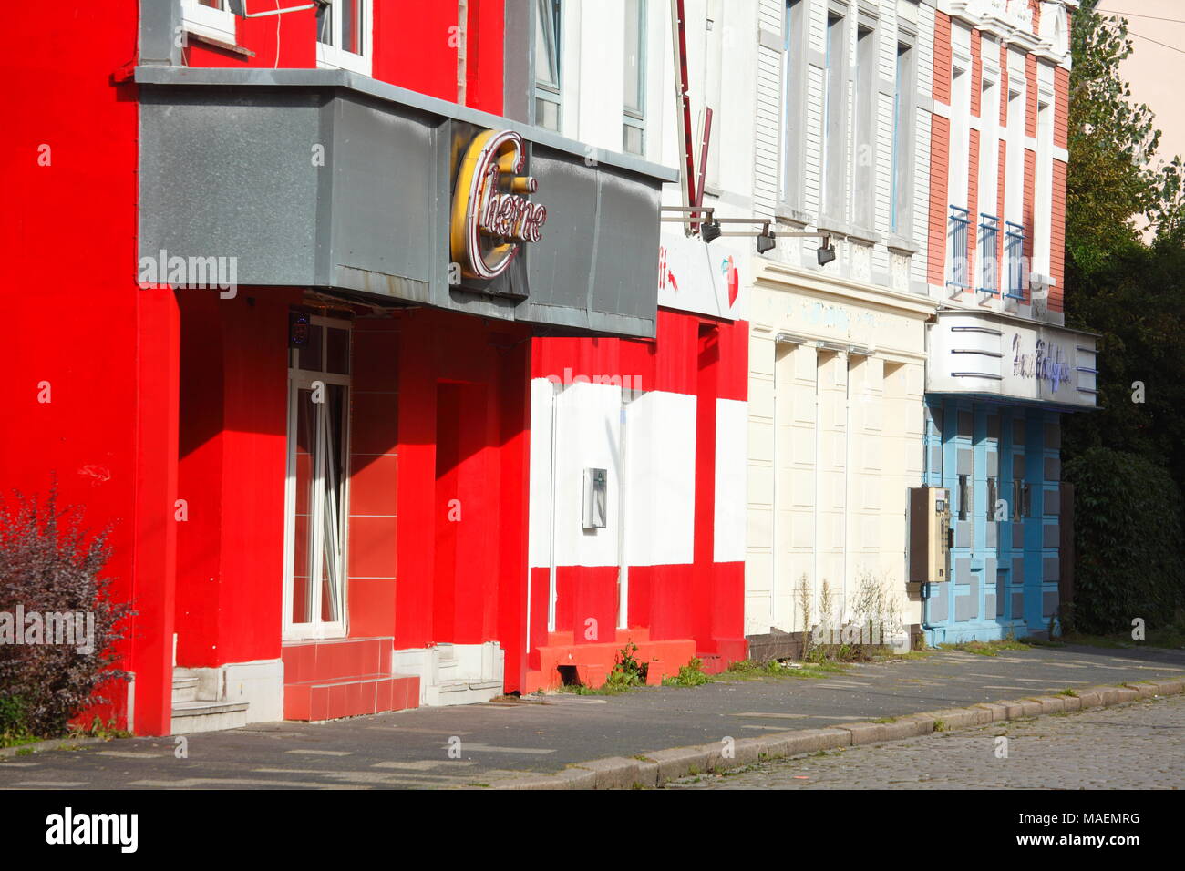 Fassaden und Bordelle in Red Light District in Bremerhaven-Lehe, Bremerhaven, Bremen, Deutschland, Europa Stockfoto